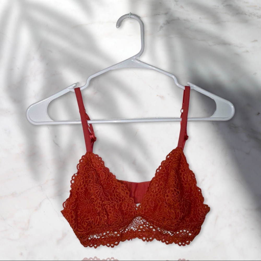 NEW Colsie Triangle Bralette